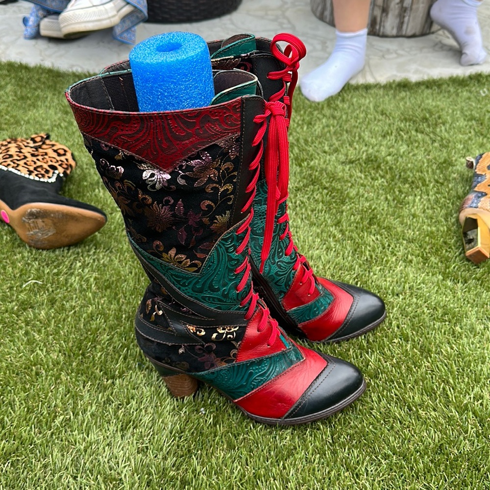 Tall heeled boots